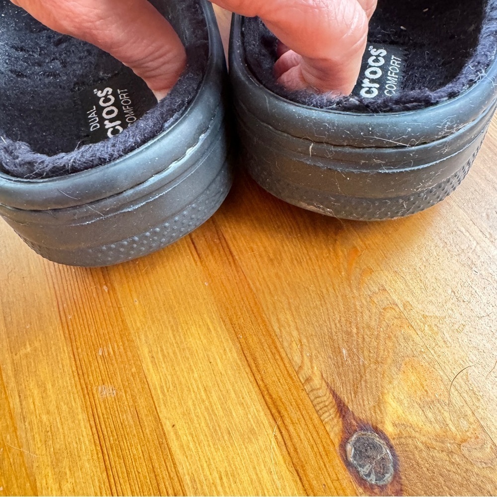 Crocs black men’s size12 - Picture 5 of 7